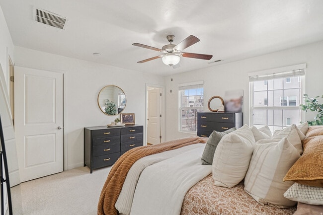 Building Photo - 5387 W Bowstring Way