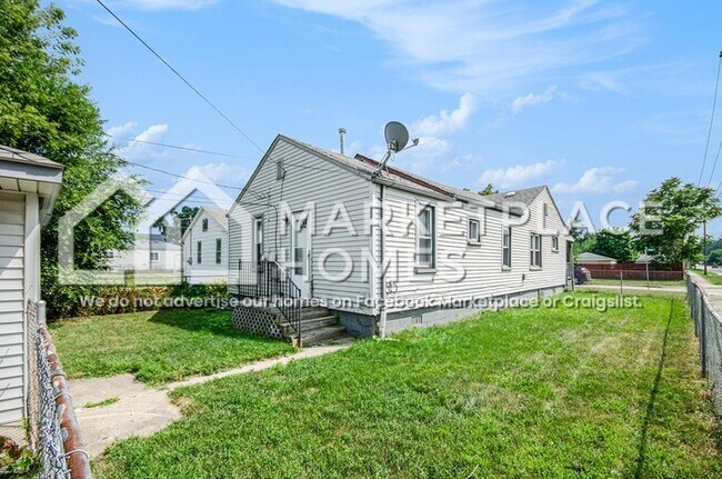 Building Photo - 11003 Hupp Ave
