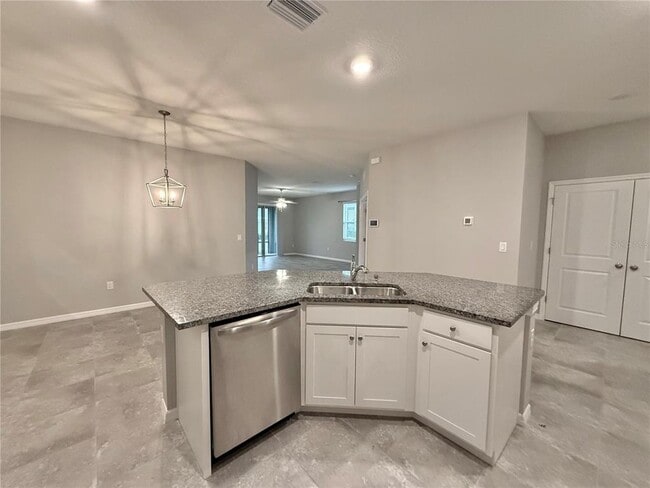 Building Photo - 7620 Stonebrook Cir