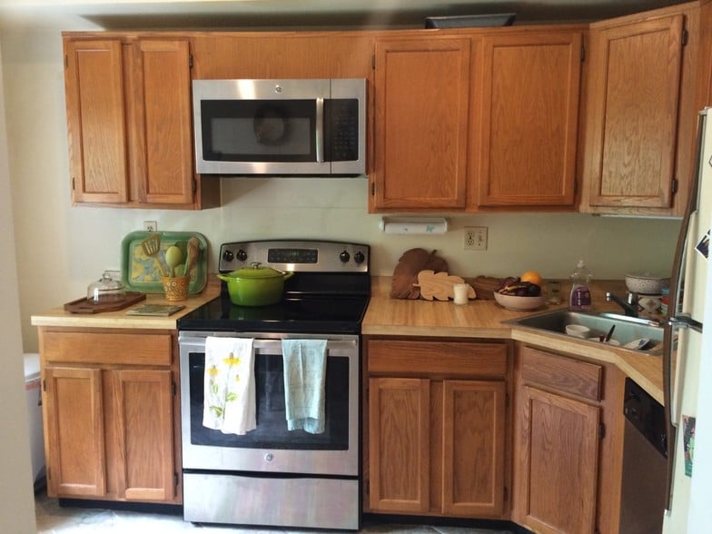 Building Photo - 1900 Key Blvd