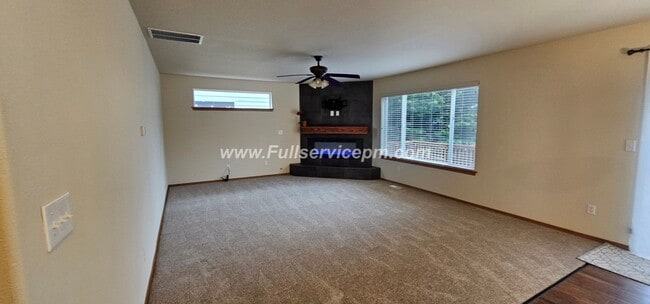 Building Photo - Beautifully Updated home in Covington WA