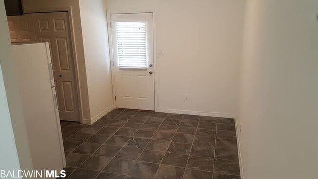 Building Photo - 12747 Westbrook Dr