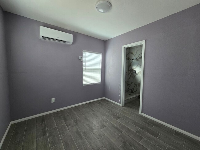 Building Photo - Stunning 1-Bedroom Remodel in Mojave, CA!