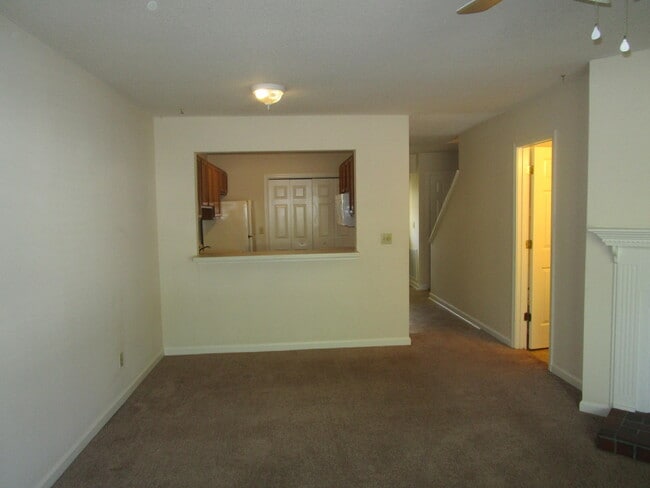 Building Photo - 600 Archdale Dr