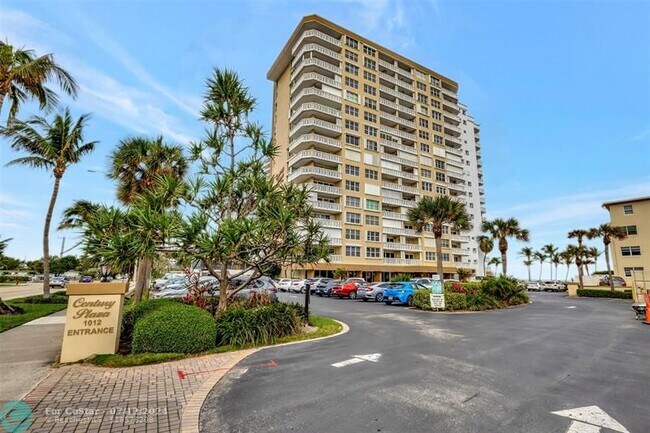Building Photo - 1012 N Ocean Blvd