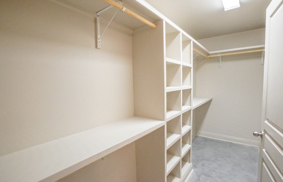 Building Photo - 1042 Timber Trails Rd