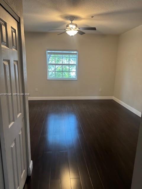 Building Photo - 5650 NW 115th Ct