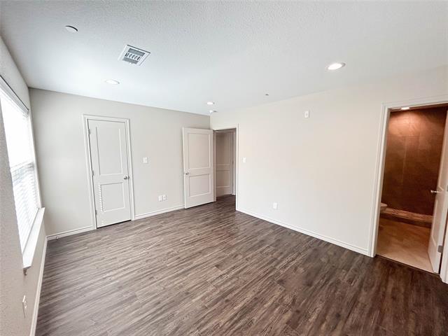 Building Photo - 1203 N Clay St