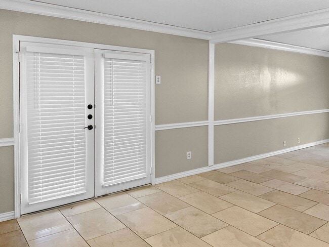 Building Photo - 3 Bedroom Arlington Tx Available 07/25/2025
