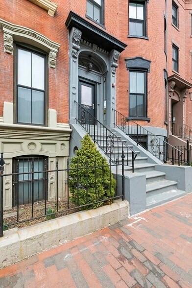 Building Photo - 666 Massachusetts Ave