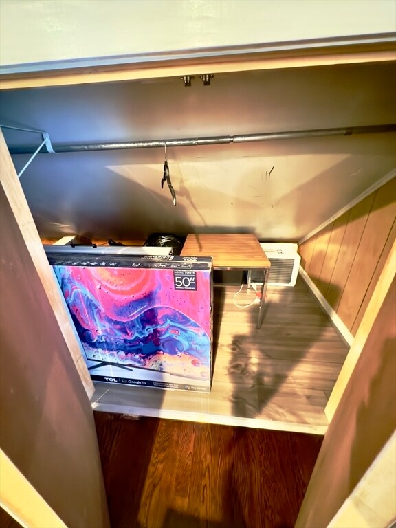 Building Photo - 8 Fox Point Rd