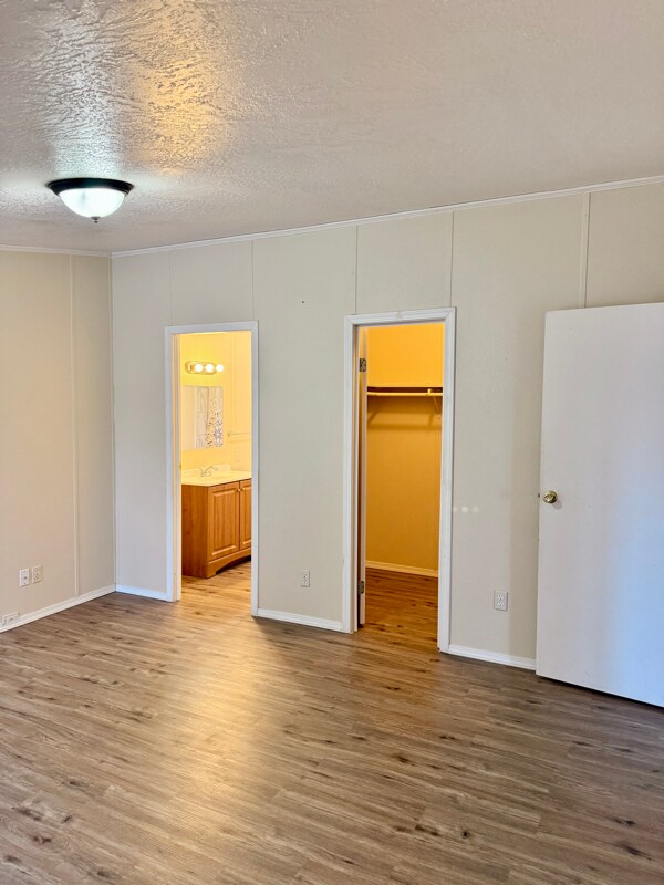 Building Photo - 2963 Rd S SW