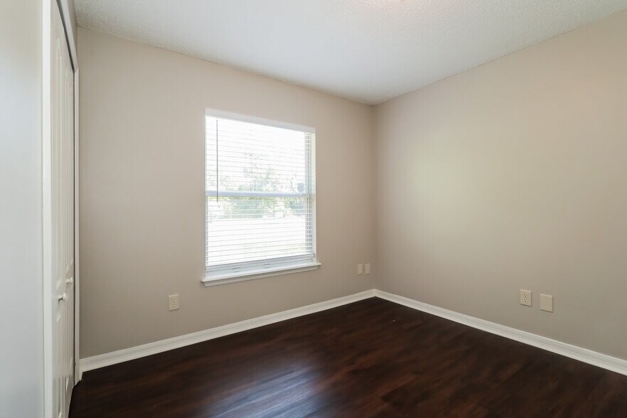 Building Photo - 282 Turtle Dove Dr