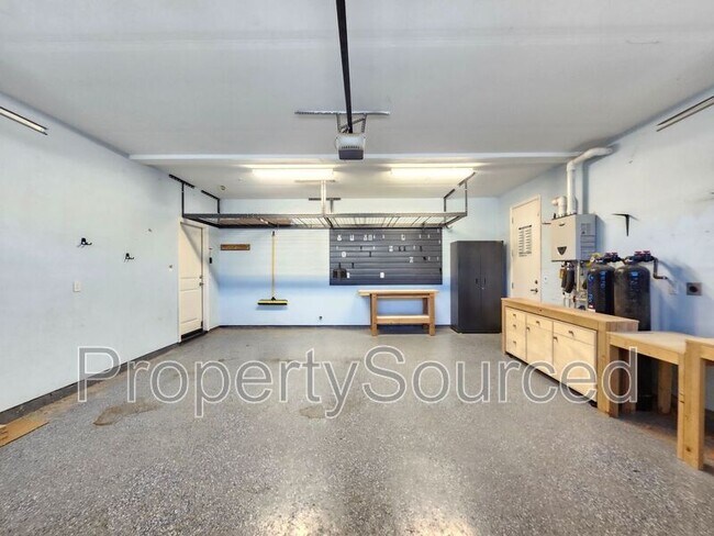 Building Photo - 17894 Amador Dr