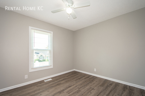 Building Photo - 12414 S Parker Terrace
