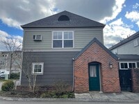 Building Photo - Your Cozy Corner in Fairview Village!
