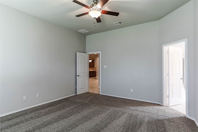 Building Photo - 23822 Piedmont Forest Dr