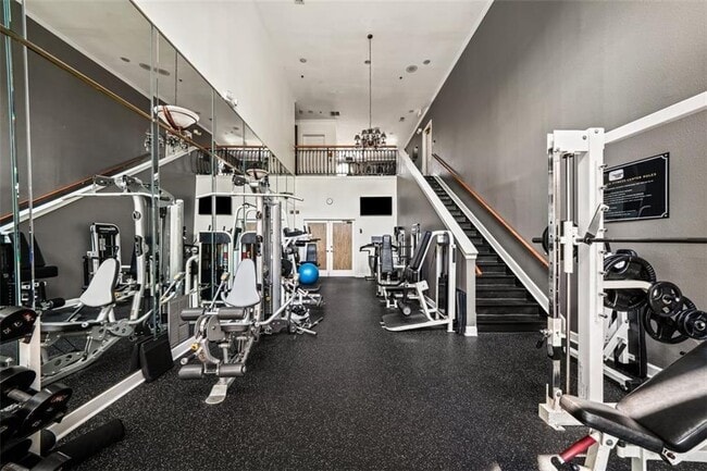 Building Photo - 3777 Peachtree Rd NE