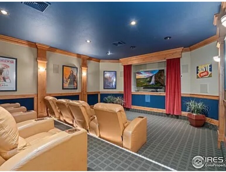 Building Photo - 6603 W 3rd St