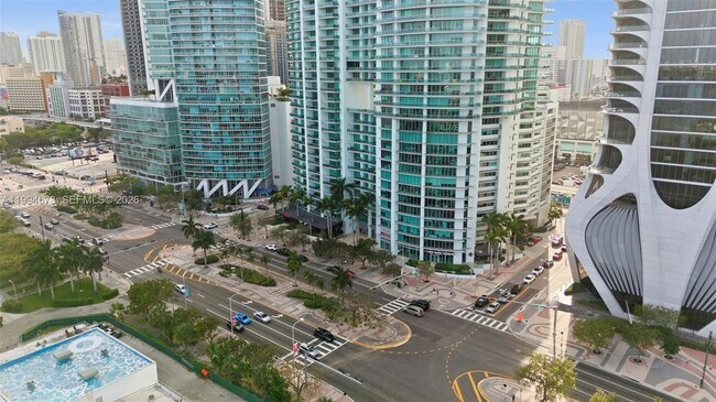 Building Photo - 900 Biscayne Blvd