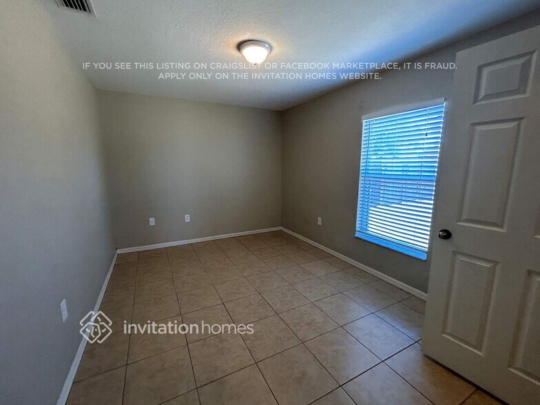 Building Photo - 4609 Daventry Pl