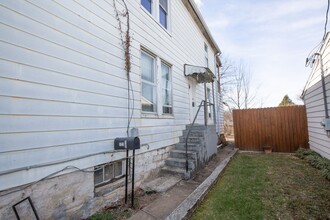 Building Photo - 727 Virginia Ave
