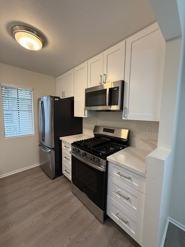 Building Photo - Terrific 2Br/2Ba Condo in Terra Vista II