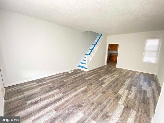 Building Photo - 3118 Hartville St