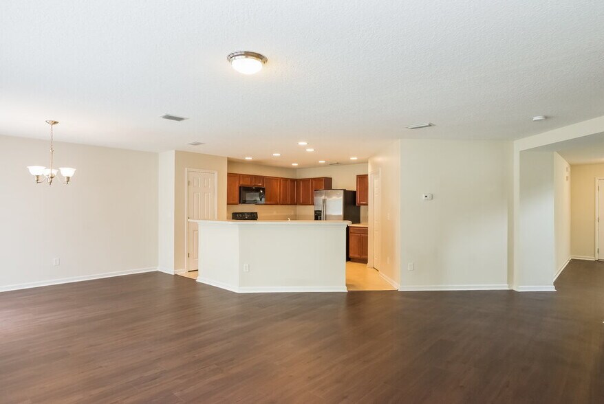 Building Photo - 150 Bedstone Drive