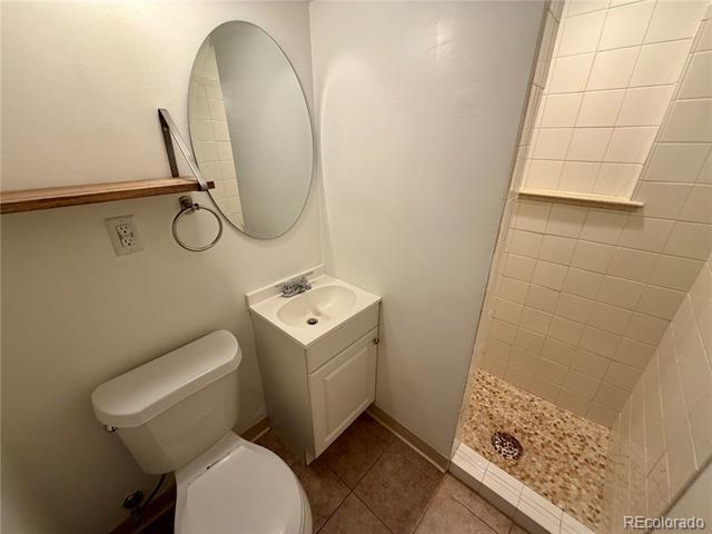 Building Photo - 4811 Fenton St