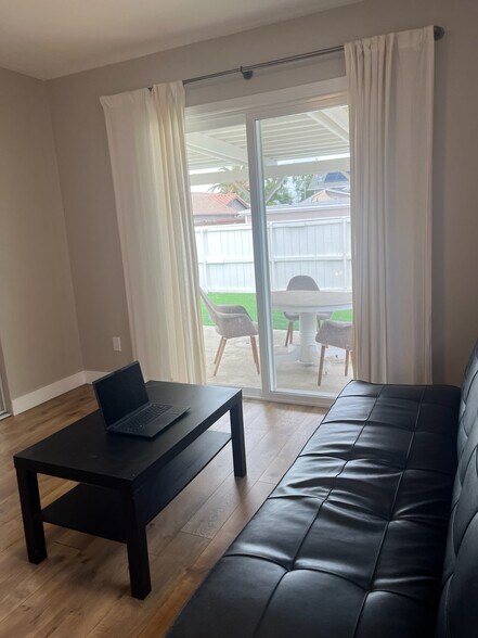 Sliding door directly to outside private yard. - 3673 Cherokee Ave