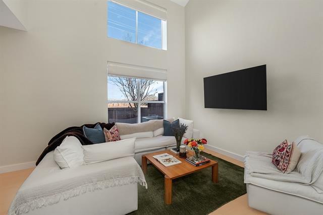 Building Photo - 4561 Woodsboro Ln