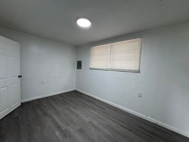 Building Photo - 170 Horizon Cir SW