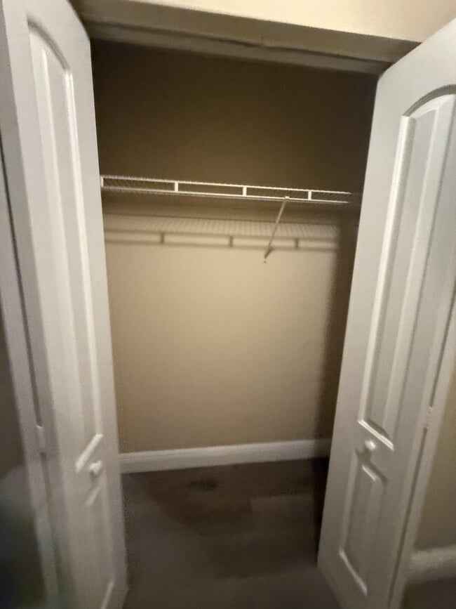 Building Photo - 2460 NW 33rd St