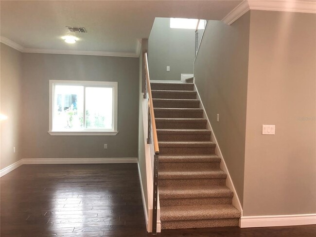 Building Photo - 1927 Greenbriar Ter