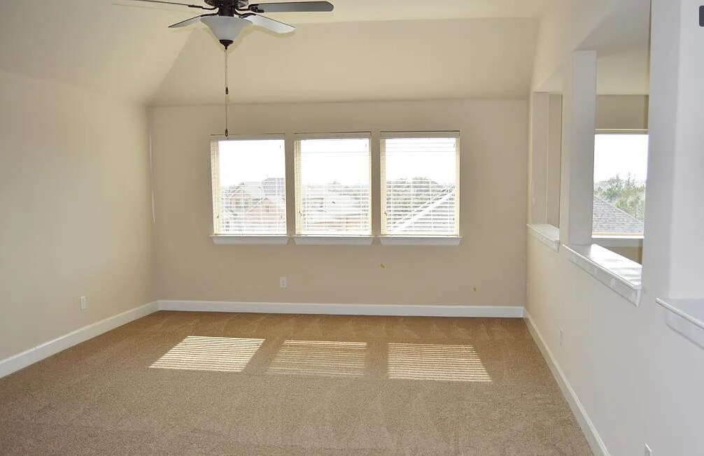Game room view1 - 3811 Ashbury Rd