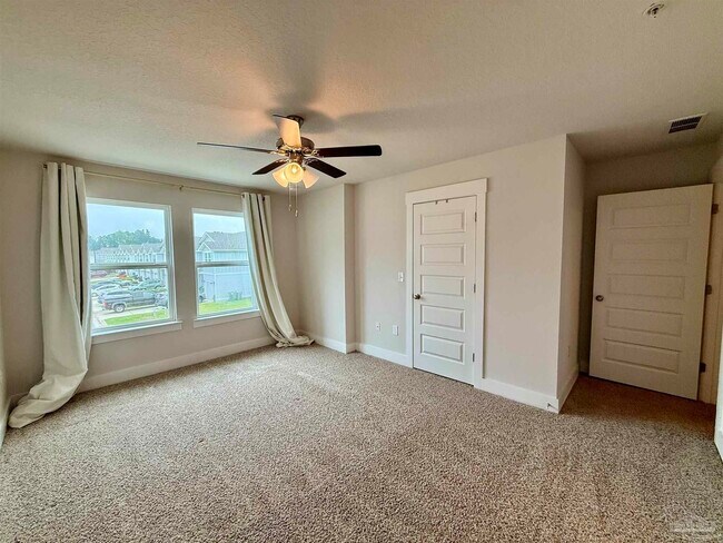 Building Photo - 1471 Iroquois Ct