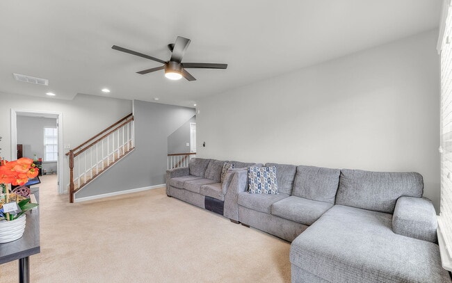 Building Photo - 225 Mayberry Ct
