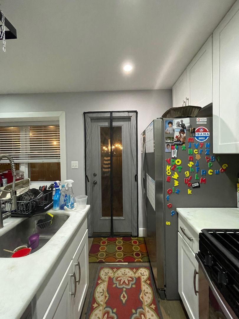 Building Photo - 1323 Dexter Terrace SE