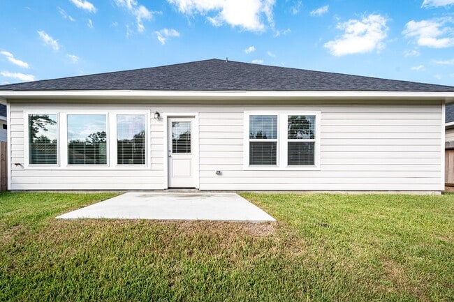 Building Photo - 3918 Sugardale St