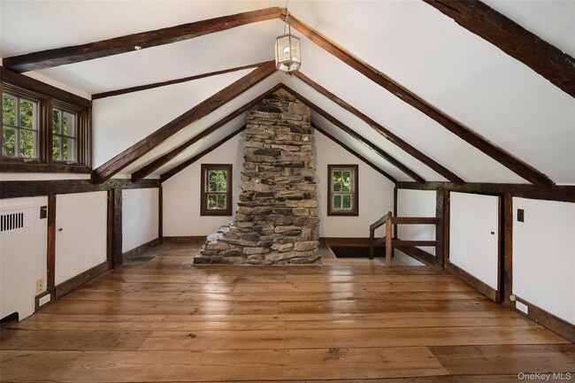 Building Photo - 1 Pound Ridge Rd