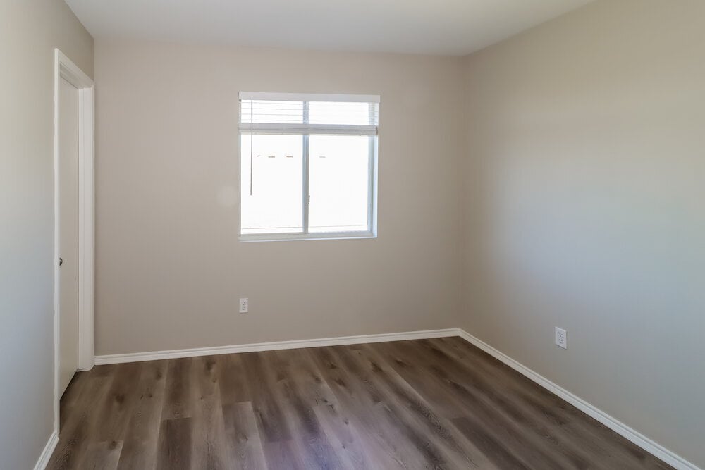 Building Photo - 121 Camellia Dr