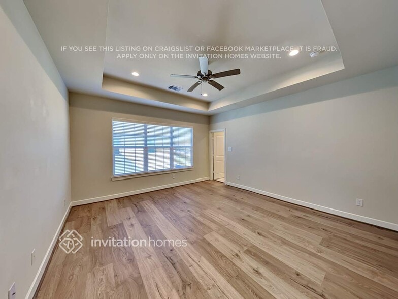 Building Photo - 12402 Imperial Lk Ln