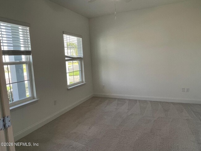 Building Photo - 182 Pine Candle Way