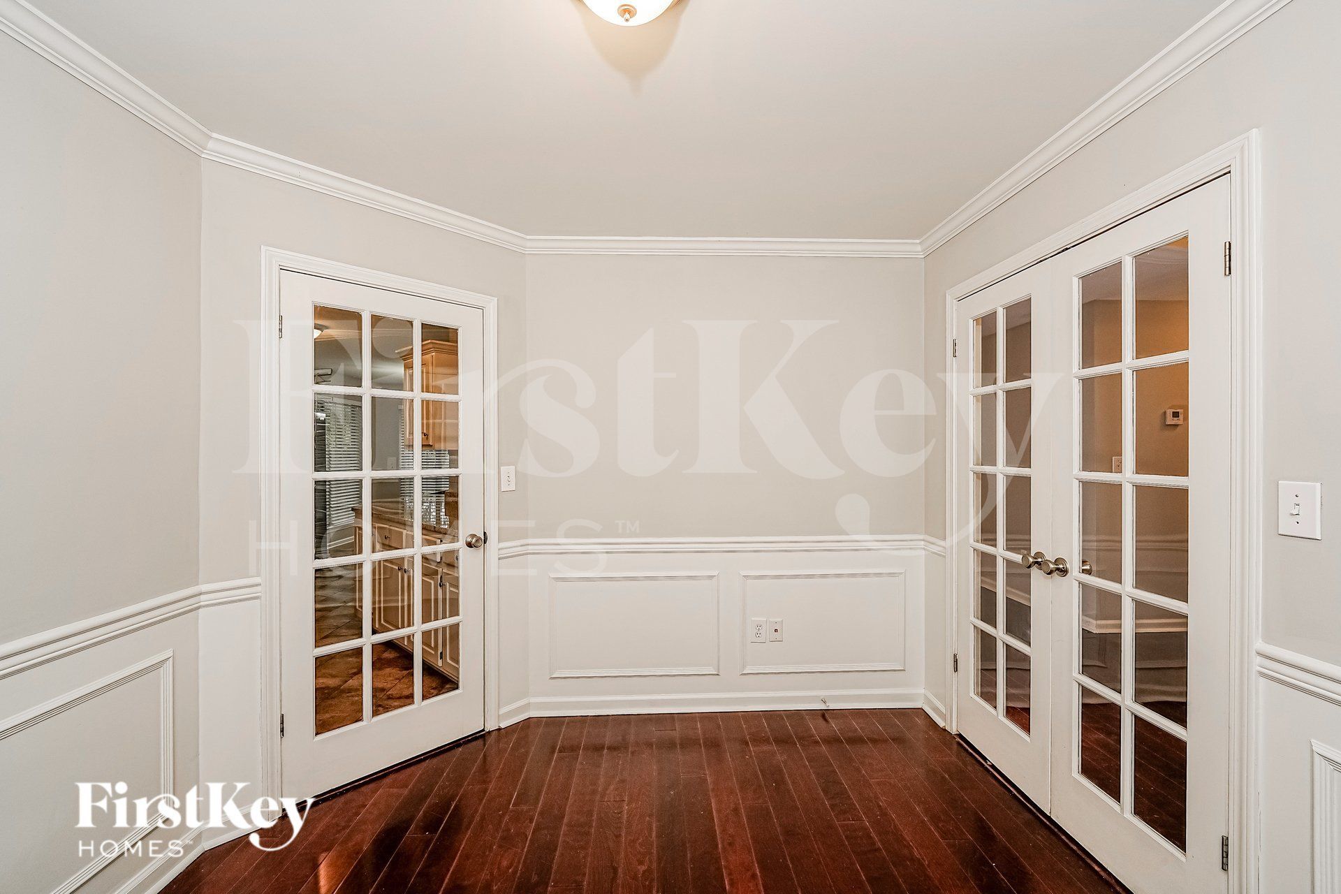 Building Photo - 501 Baronne St