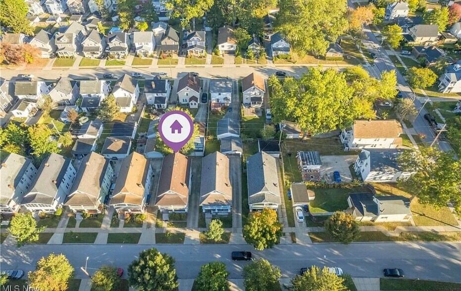 Building Photo - 14926 Delaware Ave