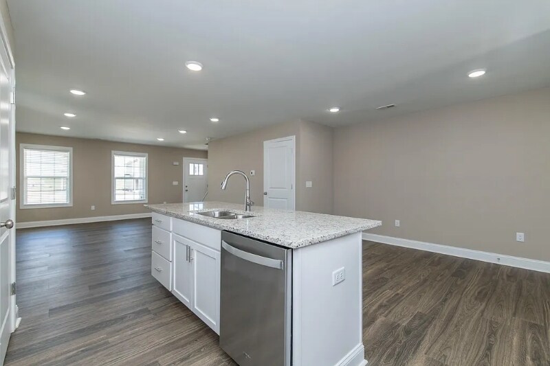 Building Photo - 1134 Judah Bear Blvd