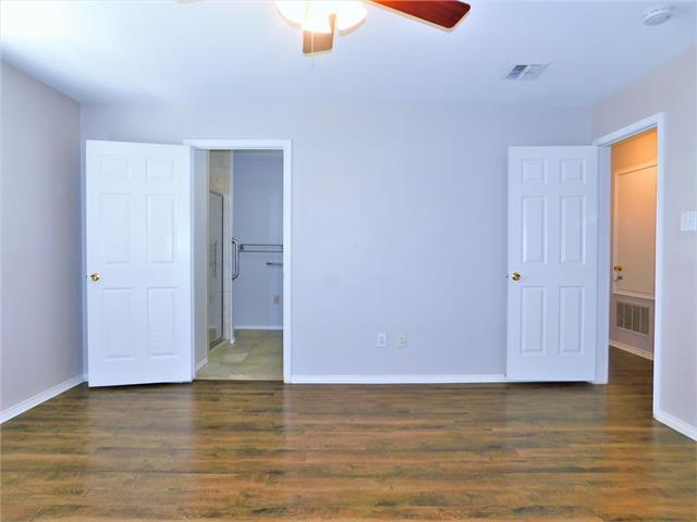 Building Photo - 2209 Lookout Ln