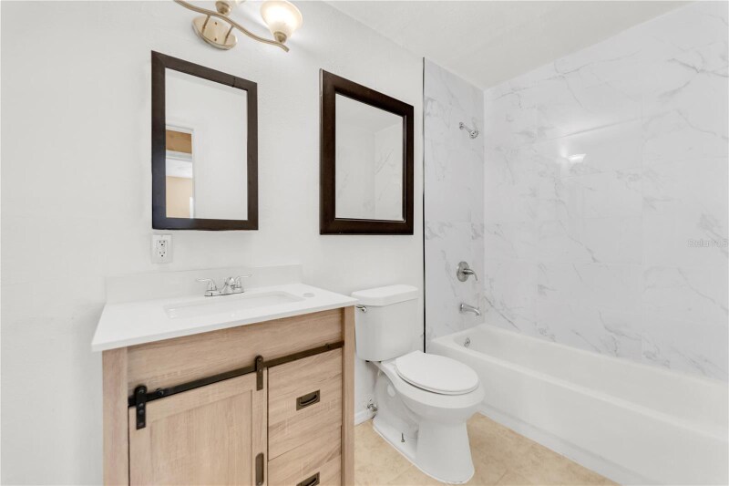 Building Photo - 2512 3rd Ave E