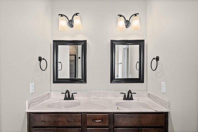 Building Photo - 2697 Rafiki Dr